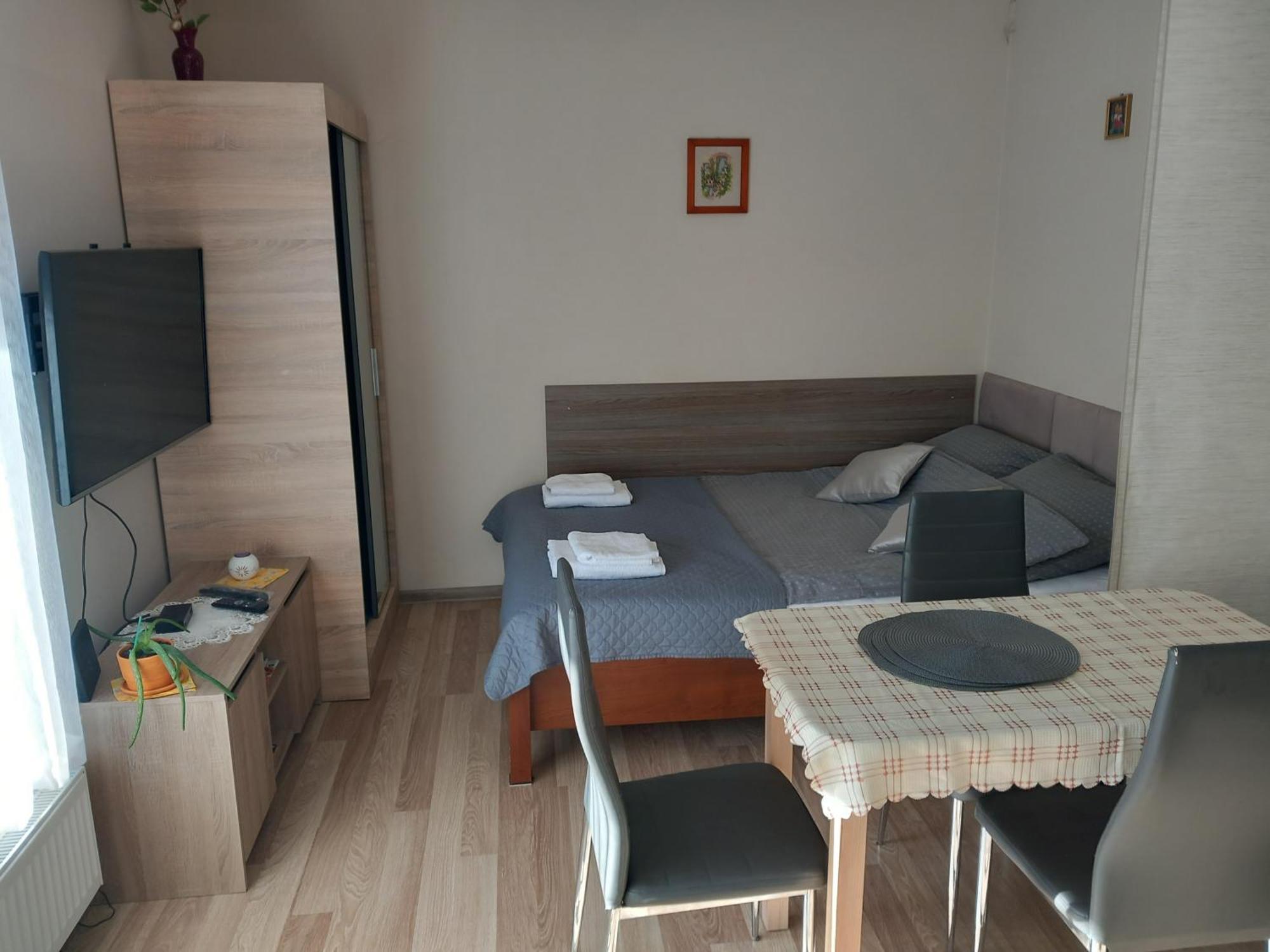 Apartament Jelenia Gora - Cieplice Eksteriør billede